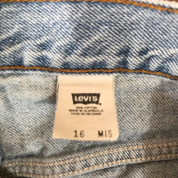 Levi’s jean shorts size 16 - Picture 2 of 6